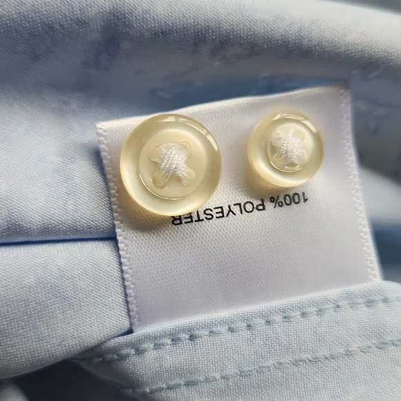 Peter Millar Feeling Koi Performance Shirt in Cottage Blue - Picture 9 of 11